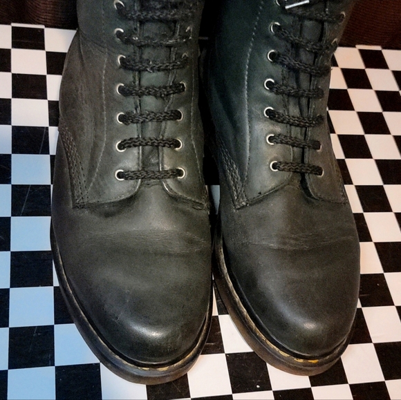 Made in England Dr. Martens - Picture 2 of 16